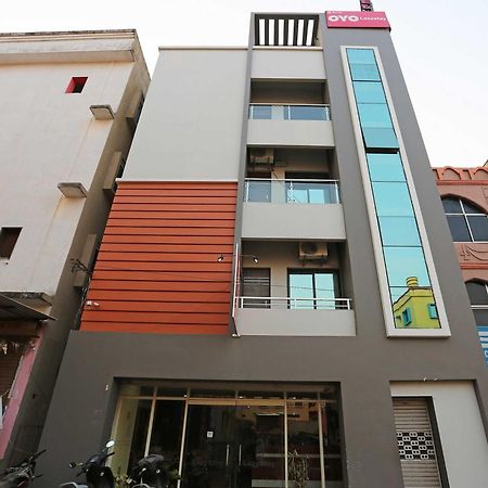 Flagship Lazystays Bhubaneswar Exterior photo
