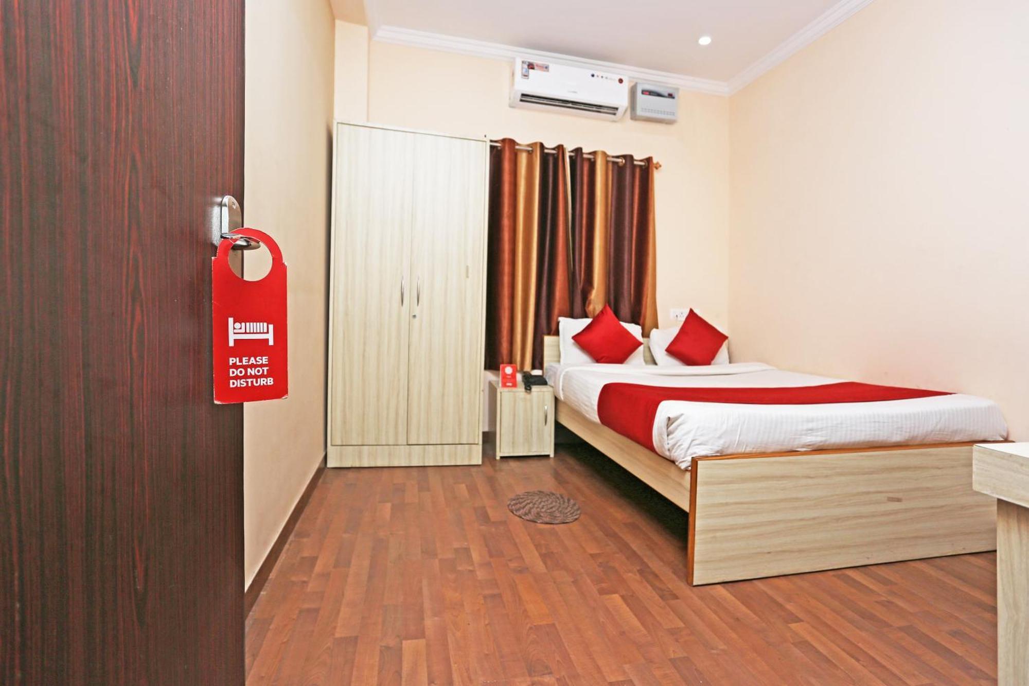 Flagship Lazystays Bhubaneswar Exterior photo